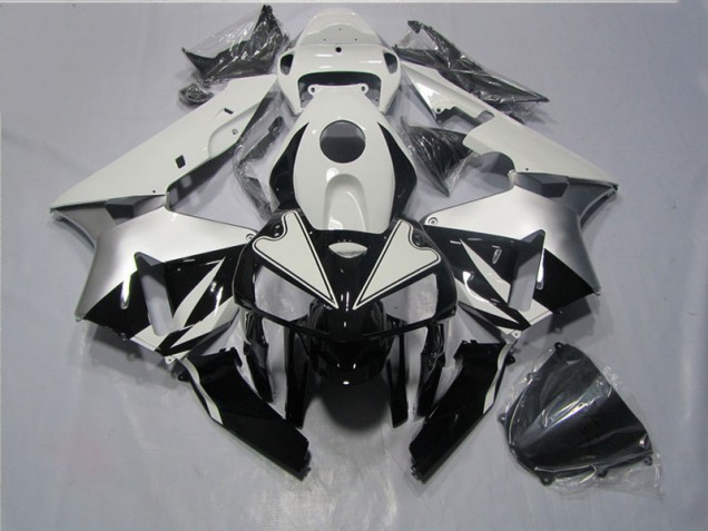2005-2006 Black White CBR600RR Motorcycle Fairings 2005-2006 Black White CBR600RR Motorcycle Fairings