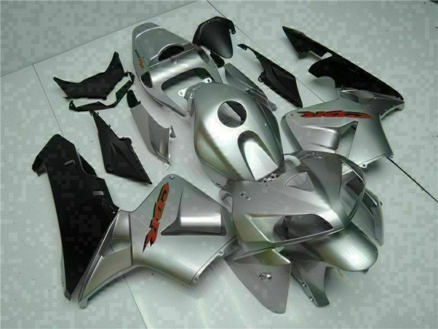 2005-2006 Silver CBR600RR Motorcycle Fairings 2005-2006 Silver CBR600RR Motorcycle Fairings